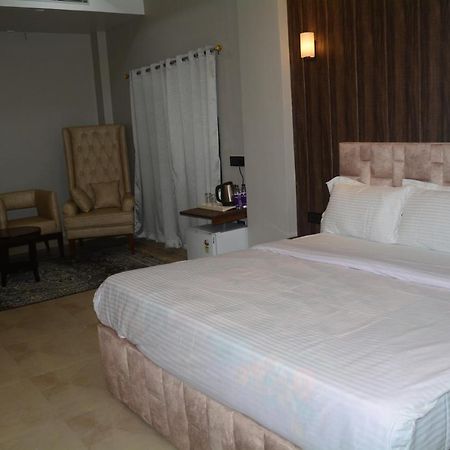 Maharaja Hotel & Banquet Darbhanga Extérieur photo