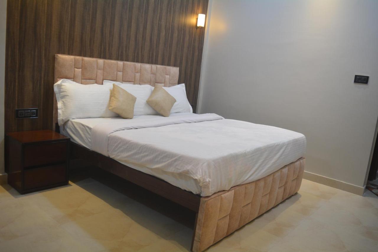 Maharaja Hotel & Banquet Darbhanga Extérieur photo